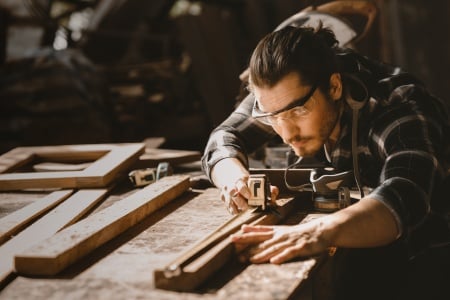Fabrication de meubles en bois.jpg